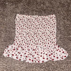 Women’s peplum tube top. ( NOT cropped)